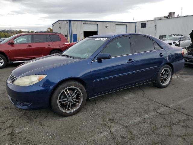 TOYOTA CAMRY LE 2006 blue sedan 4d gas 4T1BE32K36U113416 photo #1