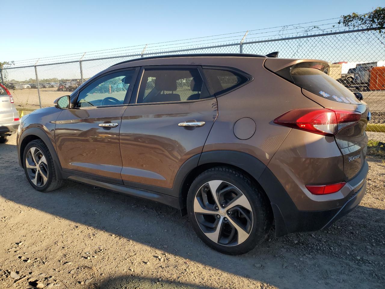 Lot #2996718861 2016 HYUNDAI TUCSON LIM