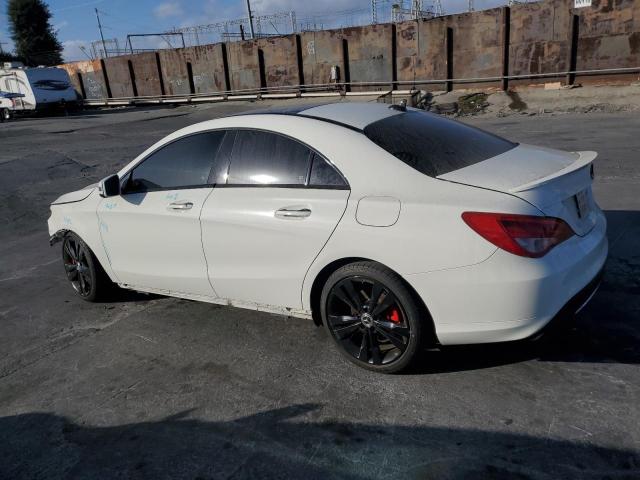 MERCEDES-BENZ CLA 250 2018 white  gas WDDSJ4EB5JN525122 photo #3