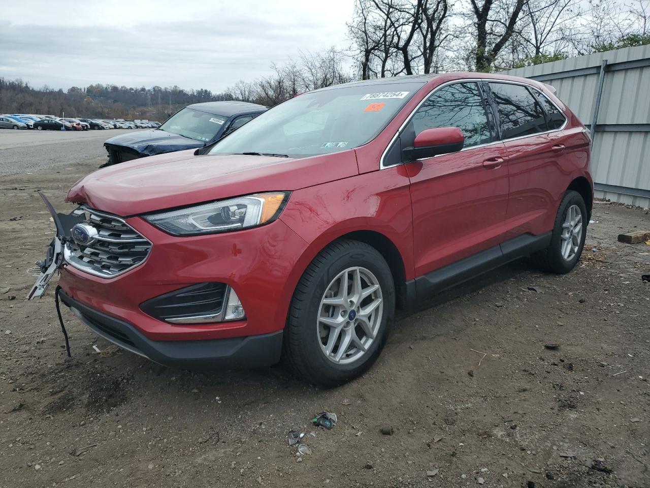  Salvage Ford Edge