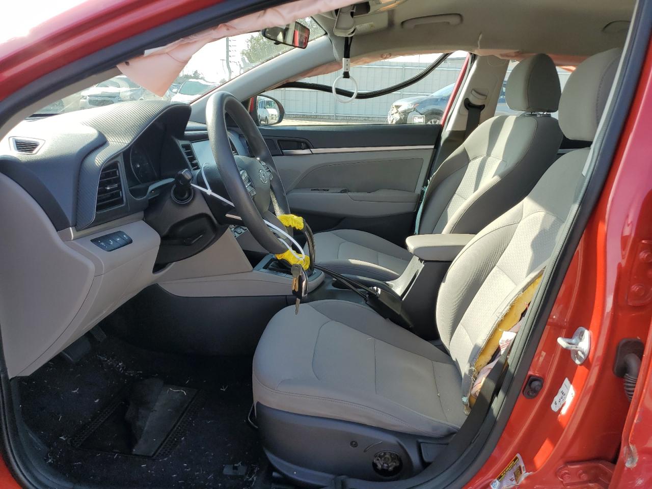 Hyundai Elantra se 2020