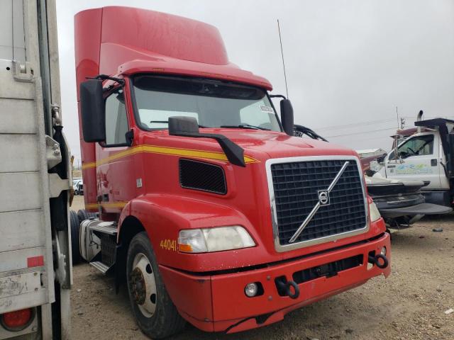 2015 VOLVO VN VNM #3034745635