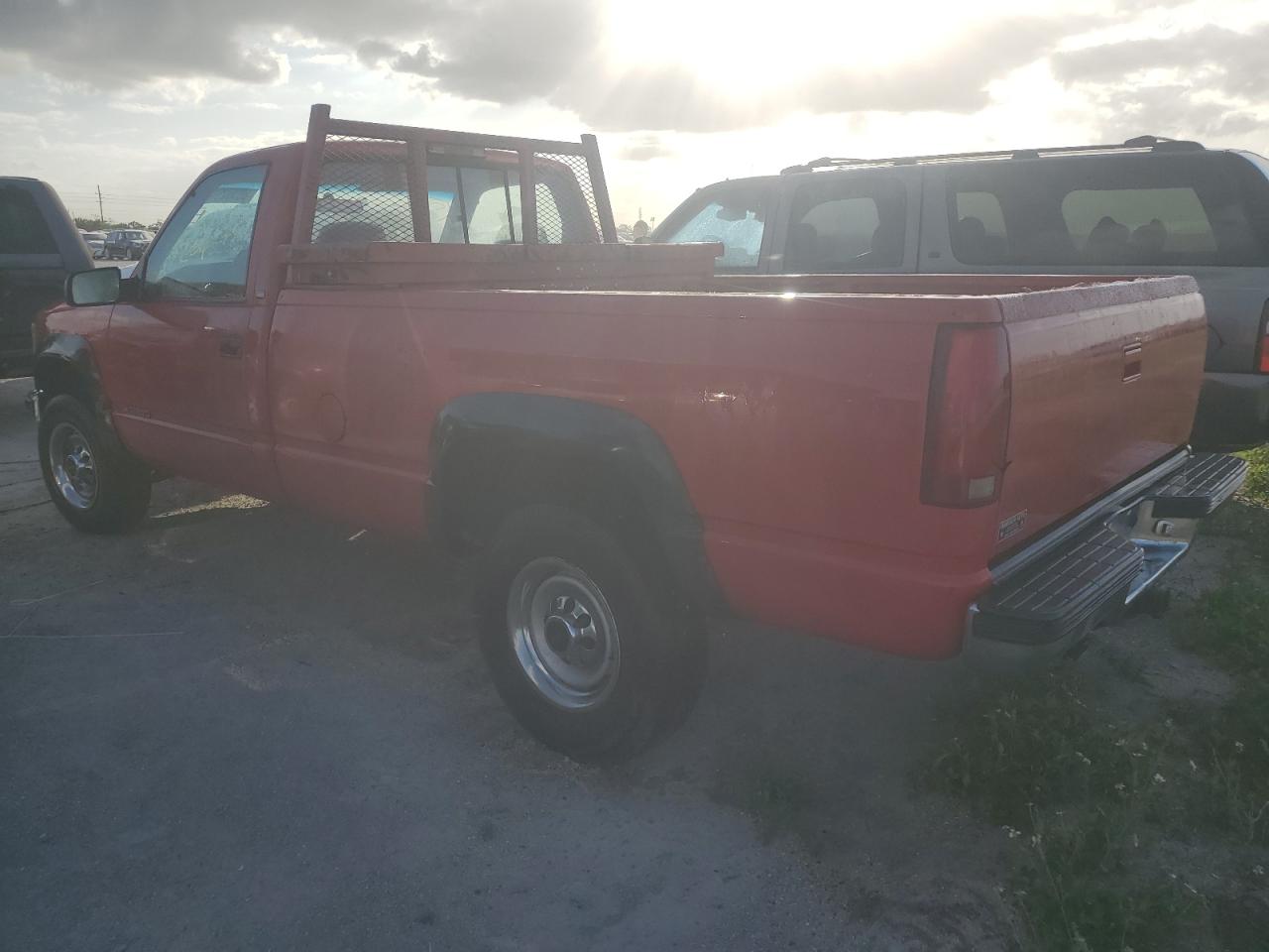 Lot #2986717217 1998 CHEVROLET 2500 4X4