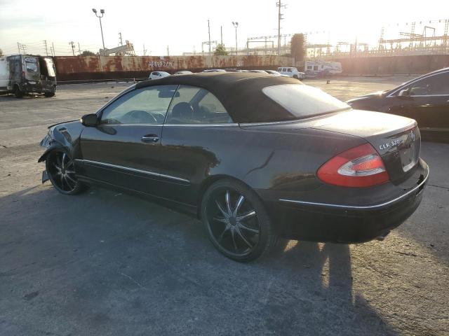 MERCEDES-BENZ CLK 320 2004 black  gas WDBTK65G64T017100 photo #3