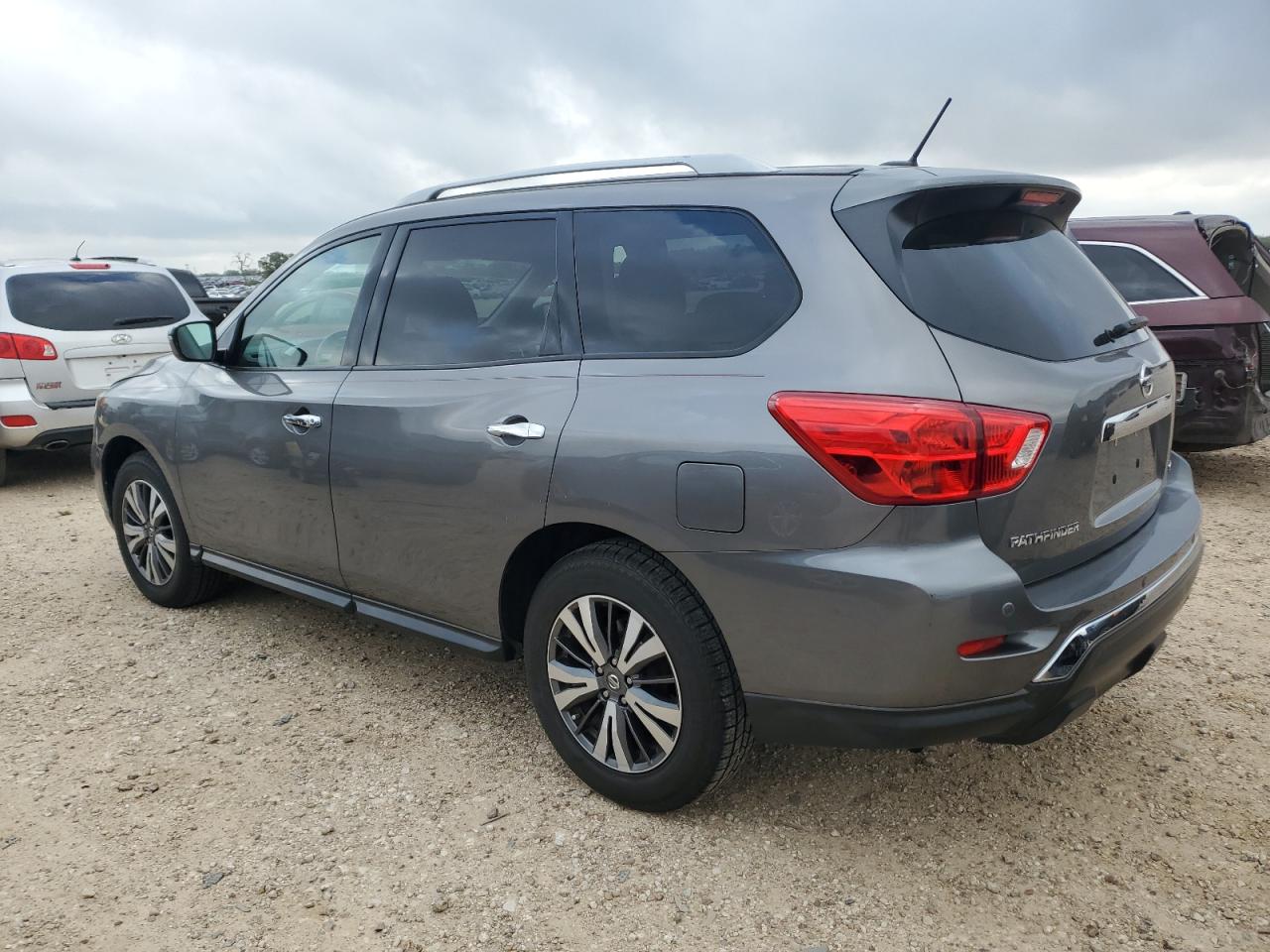 Lot #2991662079 2017 NISSAN PATHFINDER