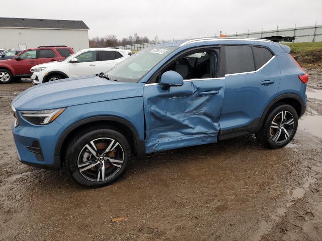 VOLVO XC40 CORE 2024 blue  gas YV4L12UK5R2289893 photo #1