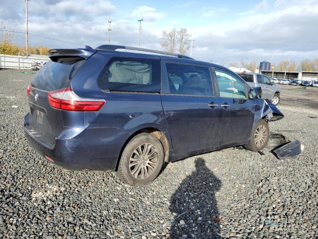 TOYOTA SIENNA XLE 2018 blue  gas 5TDYZ3DC0JS940103 photo #4