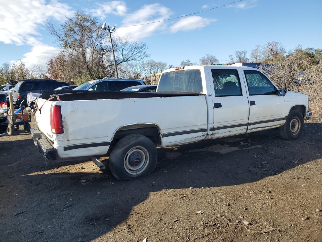 Lot #2969637356 1999 GMC SIERRA C35