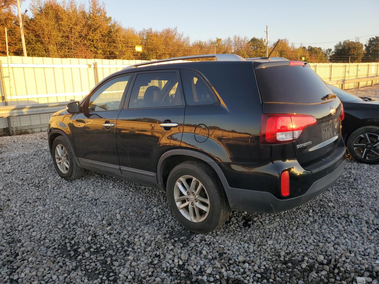 Lot #2991193102 2015 KIA SORENTO LX