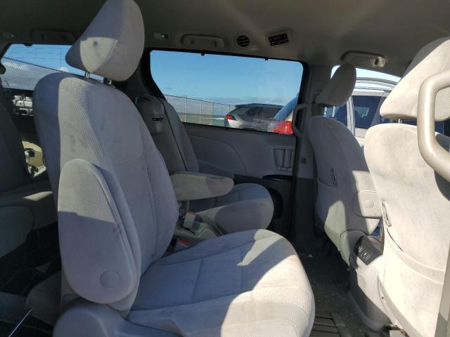 2019 TOYOTA SIENNA LE - 5TDKZ3DC8KS983174