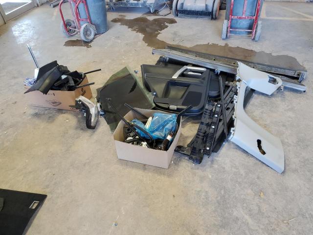 2016 TOYOTA 4RUNNER SR - JTEZU5JR7G5145597