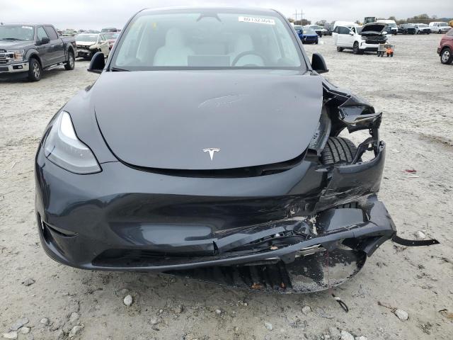 2024 TESLA MODEL Y - 7SAYGAEE2RF068357