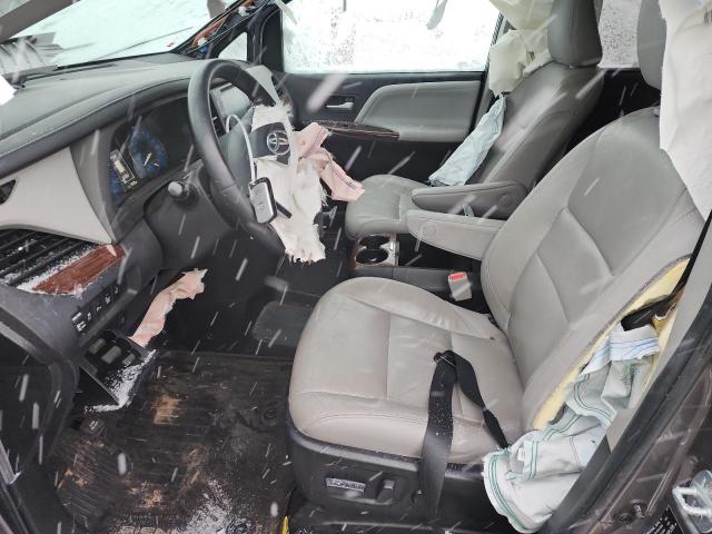2017 TOYOTA SIENNA XLE - 5TDDZ3DC9HS171786