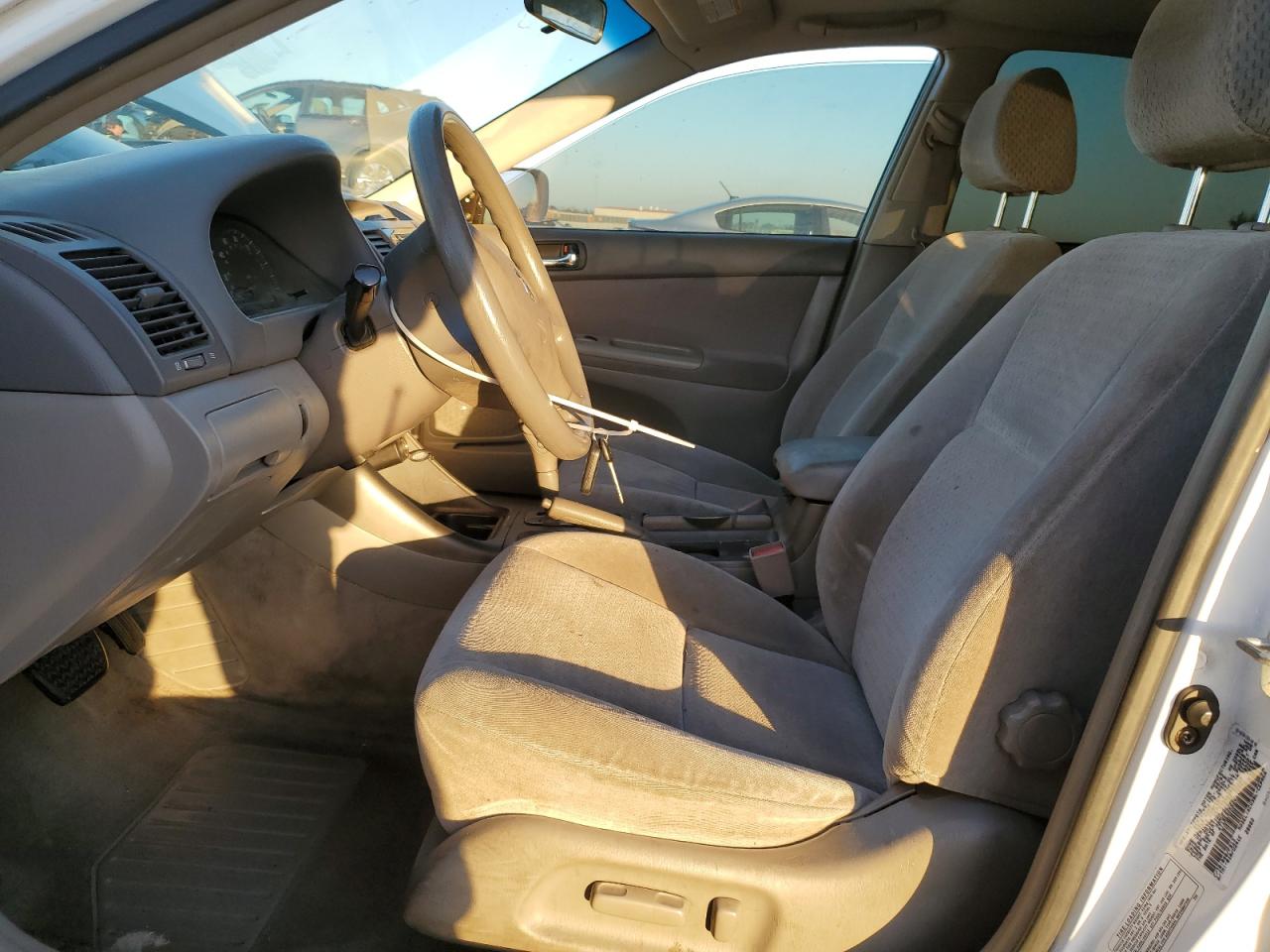 Lot #2962593735 2002 TOYOTA CAMRY LE