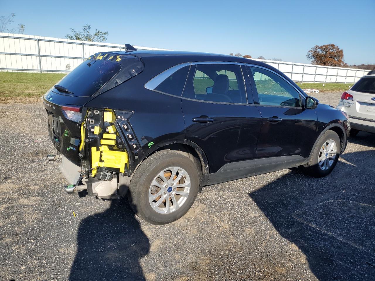 Lot #2989292633 2020 FORD ESCAPE SE