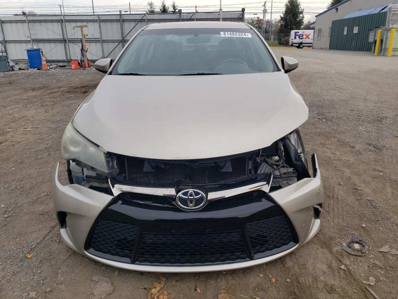 Lot #3026018956 2015 TOYOTA CAMRY SE