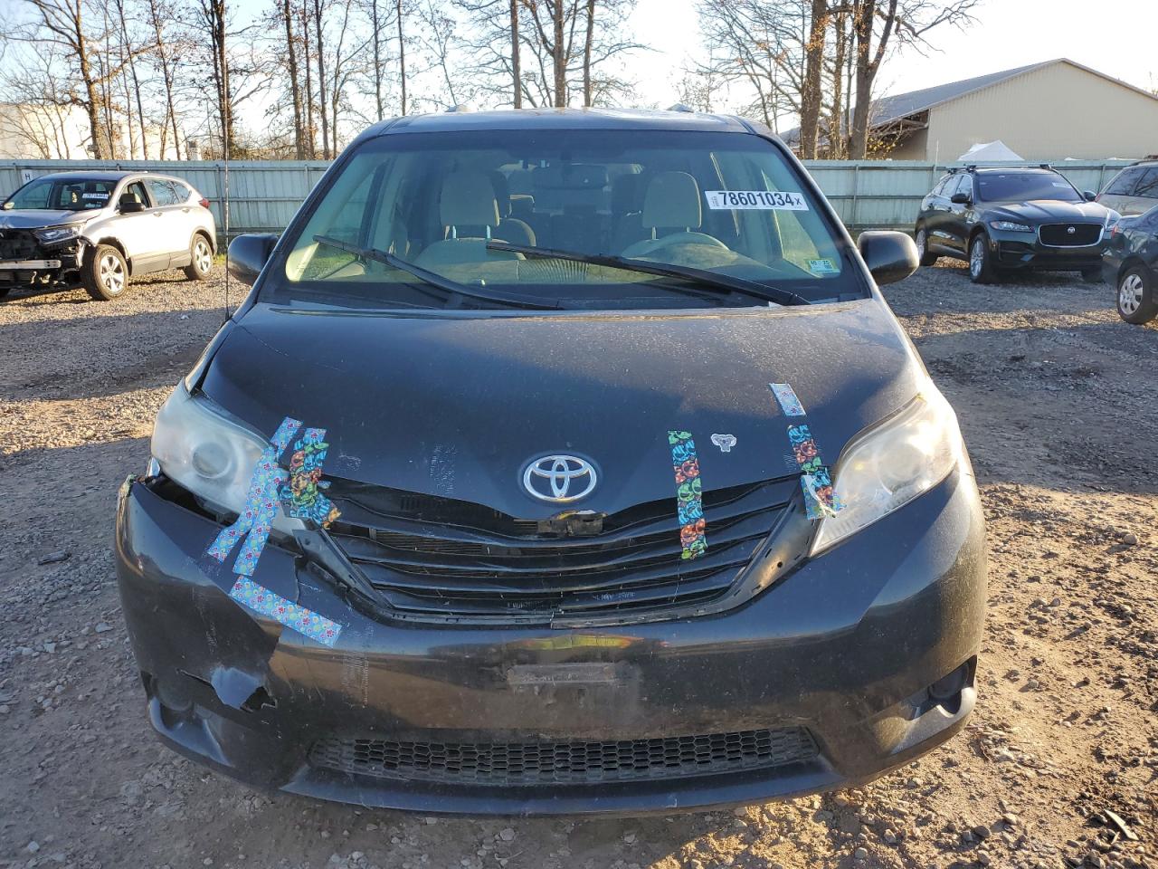 Lot #3052290691 2013 TOYOTA SIENNA LE