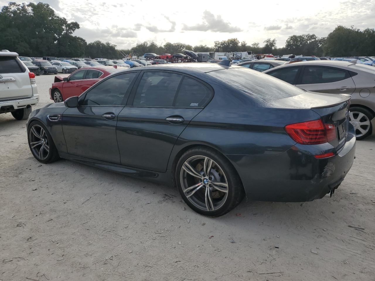 Lot #3045866626 2016 BMW M5