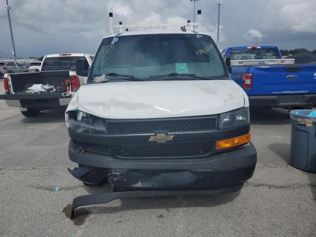 VIN 1GCWGAFP0L1275513 2020 Chevrolet Express no.5