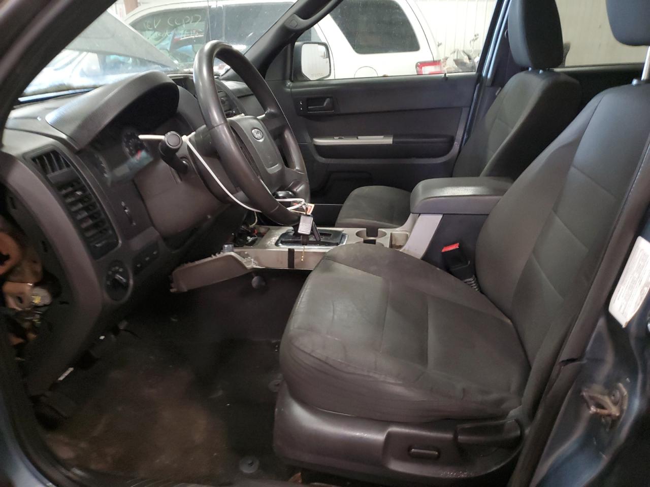 Lot #3020889743 2011 FORD ESCAPE XLT