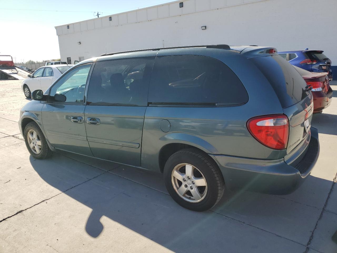 Lot #2974432452 2005 DODGE GRAND CARA