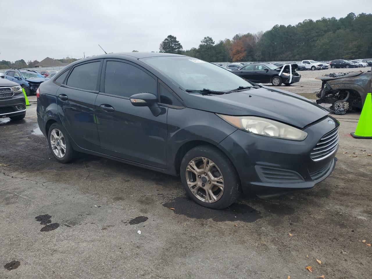 Lot #3009114461 2015 FORD FIESTA SE