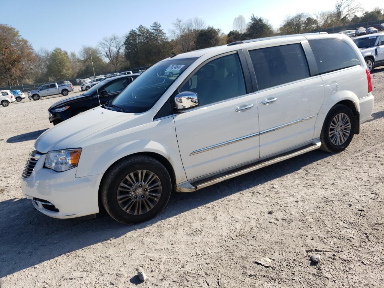 Lot #3028580926 2011 CHRYSLER TOWN & COU