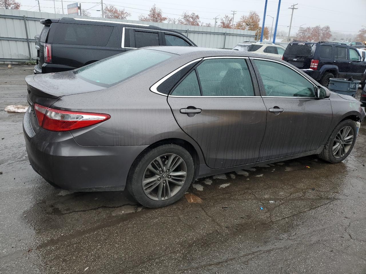 Lot #3055247807 2015 TOYOTA CAMRY LE