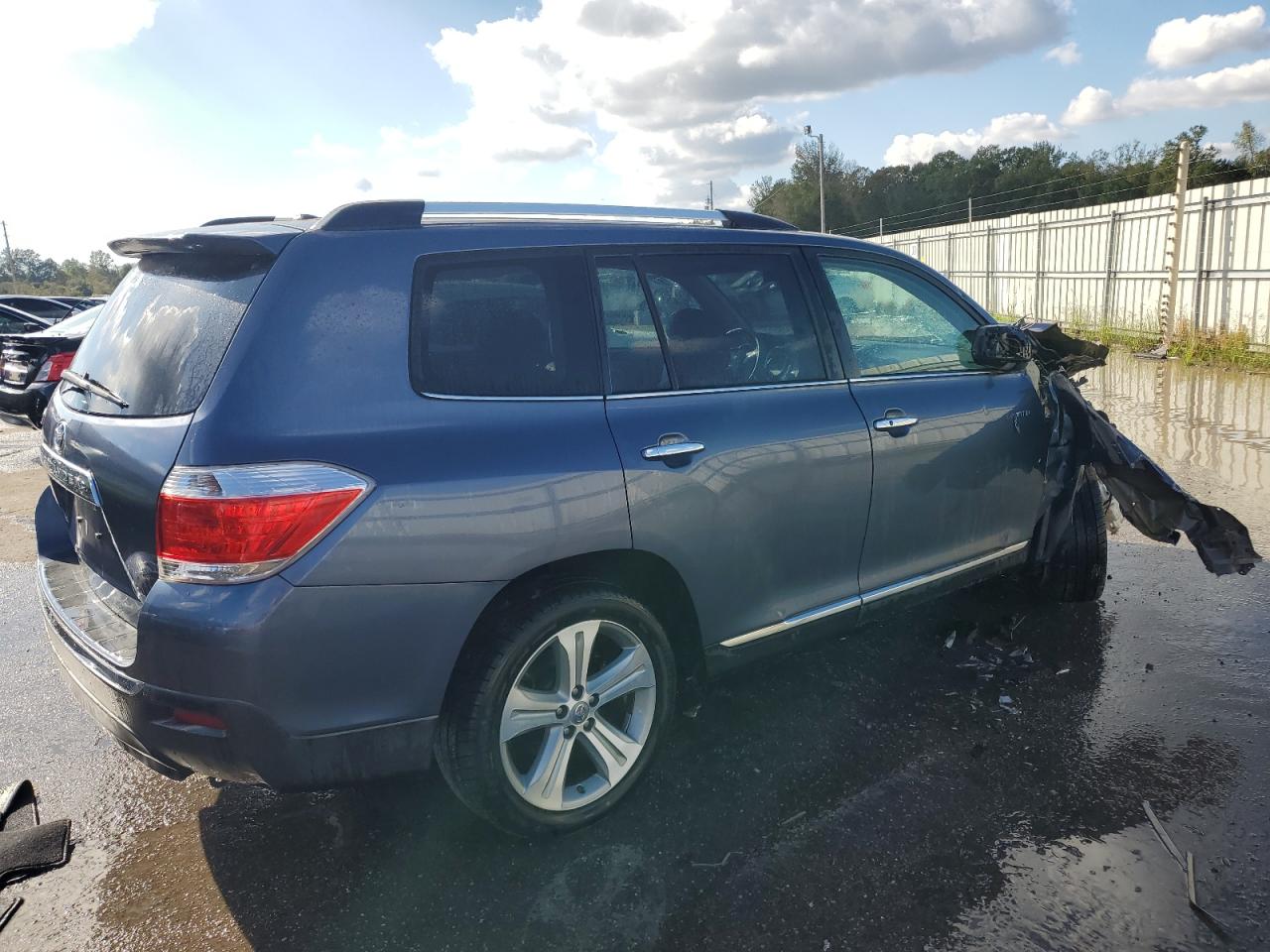 Lot #2989458596 2011 TOYOTA HIGHLANDER