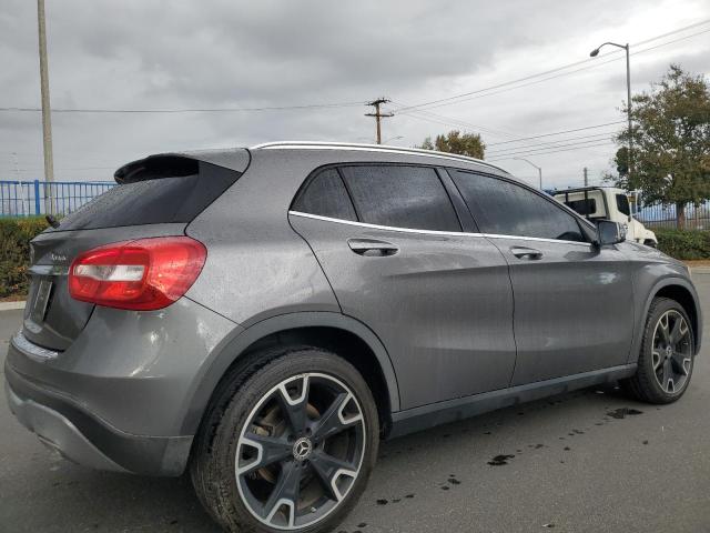 MERCEDES-BENZ GLA 250 4M 2018 charcoal  gas WDCTG4GB2JJ390158 photo #4