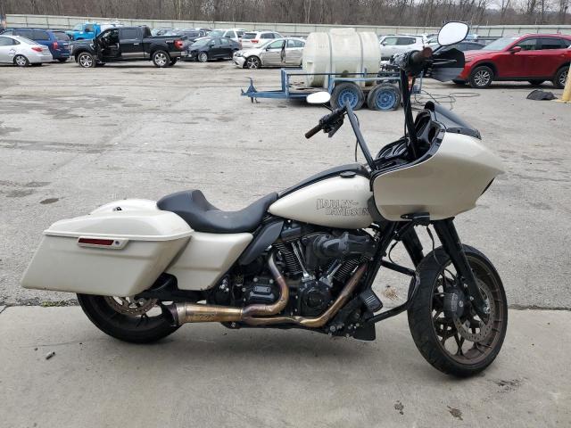 HARLEY-DAVIDSON FLTRXST 2023 white  gas 1HD1ACL14PB655377 photo #1