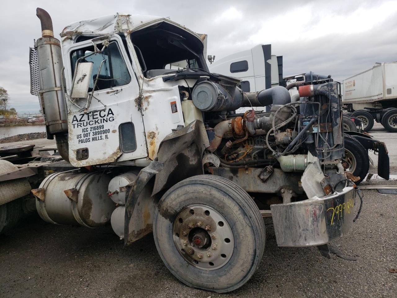 Lot #3028435239 1995 MACK 600 CH600