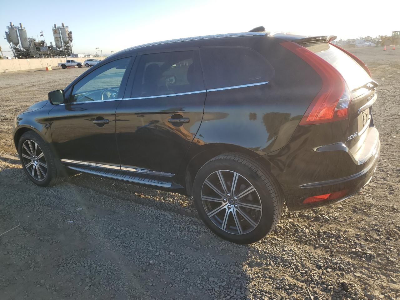 Lot #2994332085 2016 VOLVO XC60 T6 PL