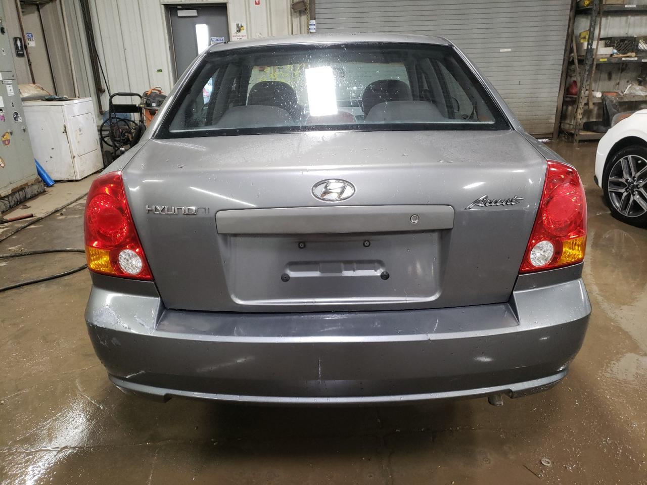 Lot #3009114370 2004 HYUNDAI ACCENT GL