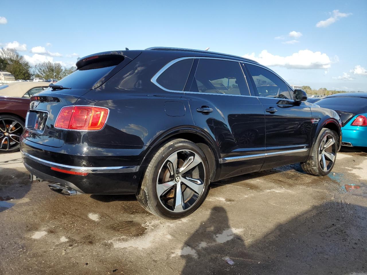 Lot #2986712435 2017 BENTLEY BENTAYGA