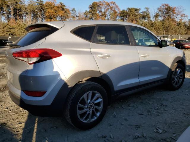 VIN KM8J23A49JU764856 2018 HYUNDAI TUCSON no.3