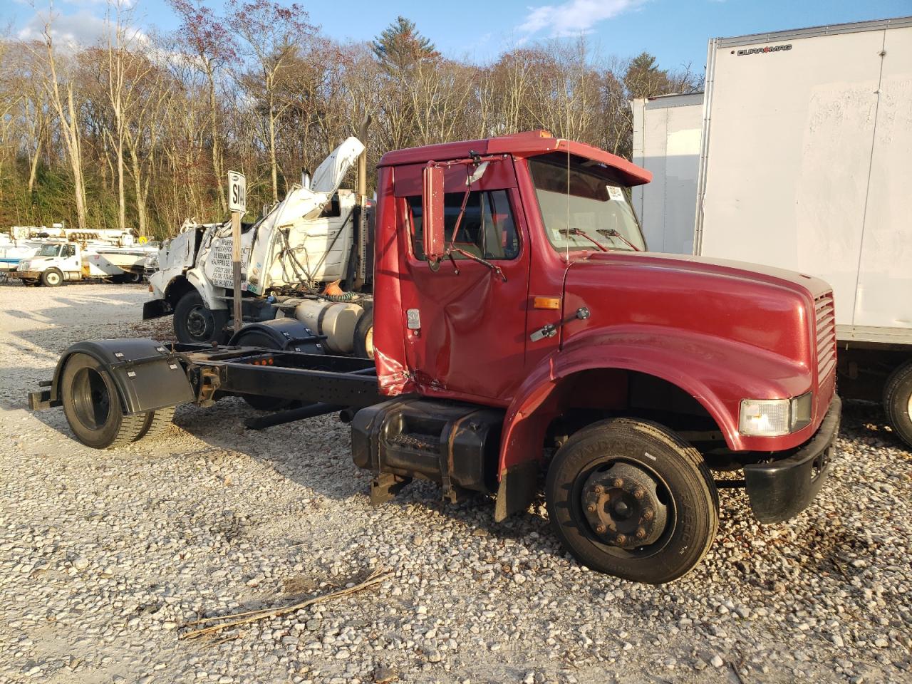 Lot #2974599484 1996 INTERNATIONAL 4000 4700