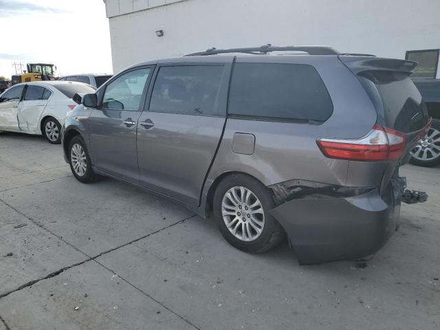 TOYOTA SIENNA XLE 2015 gray  gas 5TDYK3DC1FS622454 photo #3