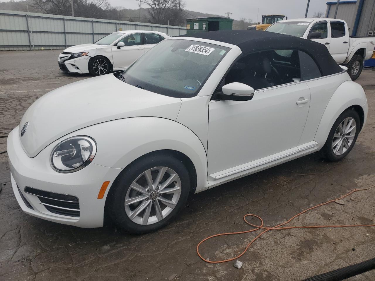 Lot #2955281588 2019 VOLKSWAGEN BEETLE S