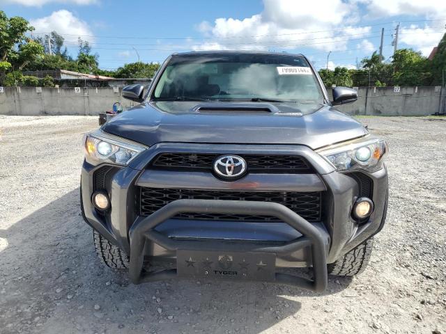2018 TOYOTA 4RUNNER SR - JTEZU5JR1J5167148