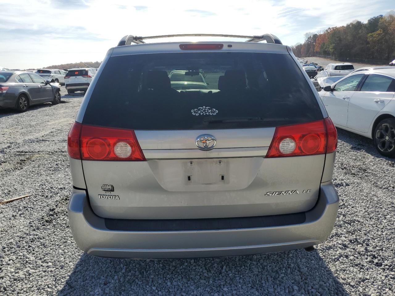 Lot #3033125988 2006 TOYOTA SIENNA CE