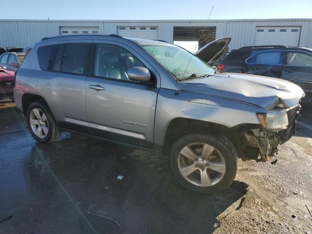 VIN 1C4NJCEA2GD628120 2016 JEEP COMPASS no.4