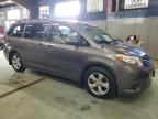 TOYOTA SIENNA LE photo