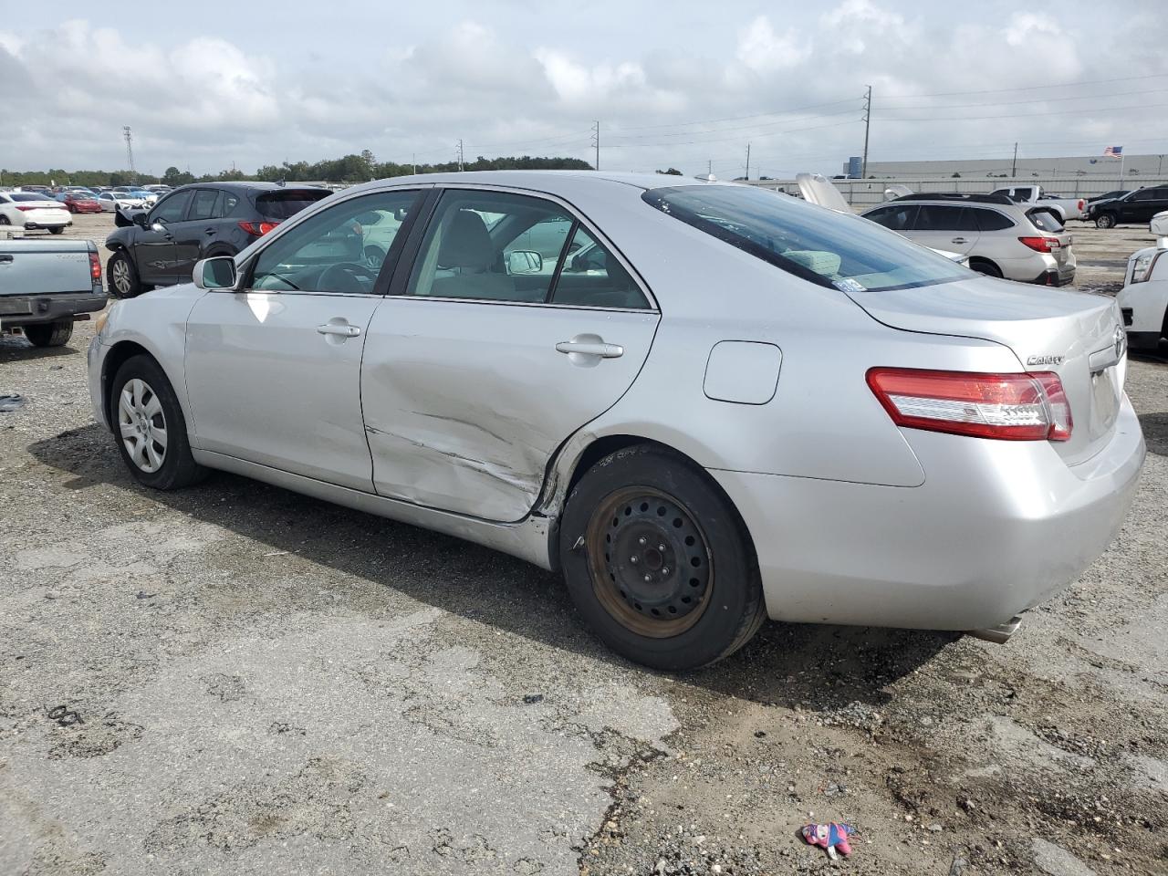 Lot #2986822269 2010 TOYOTA CAMRY SE