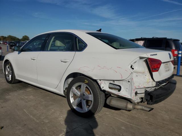 2015 VOLKSWAGEN PASSAT S - 1VWAS7A33FC079491