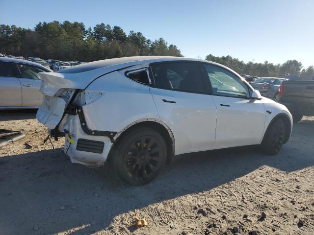 2022 TESLA MODEL Y - 7SAYGAEE6NF378392