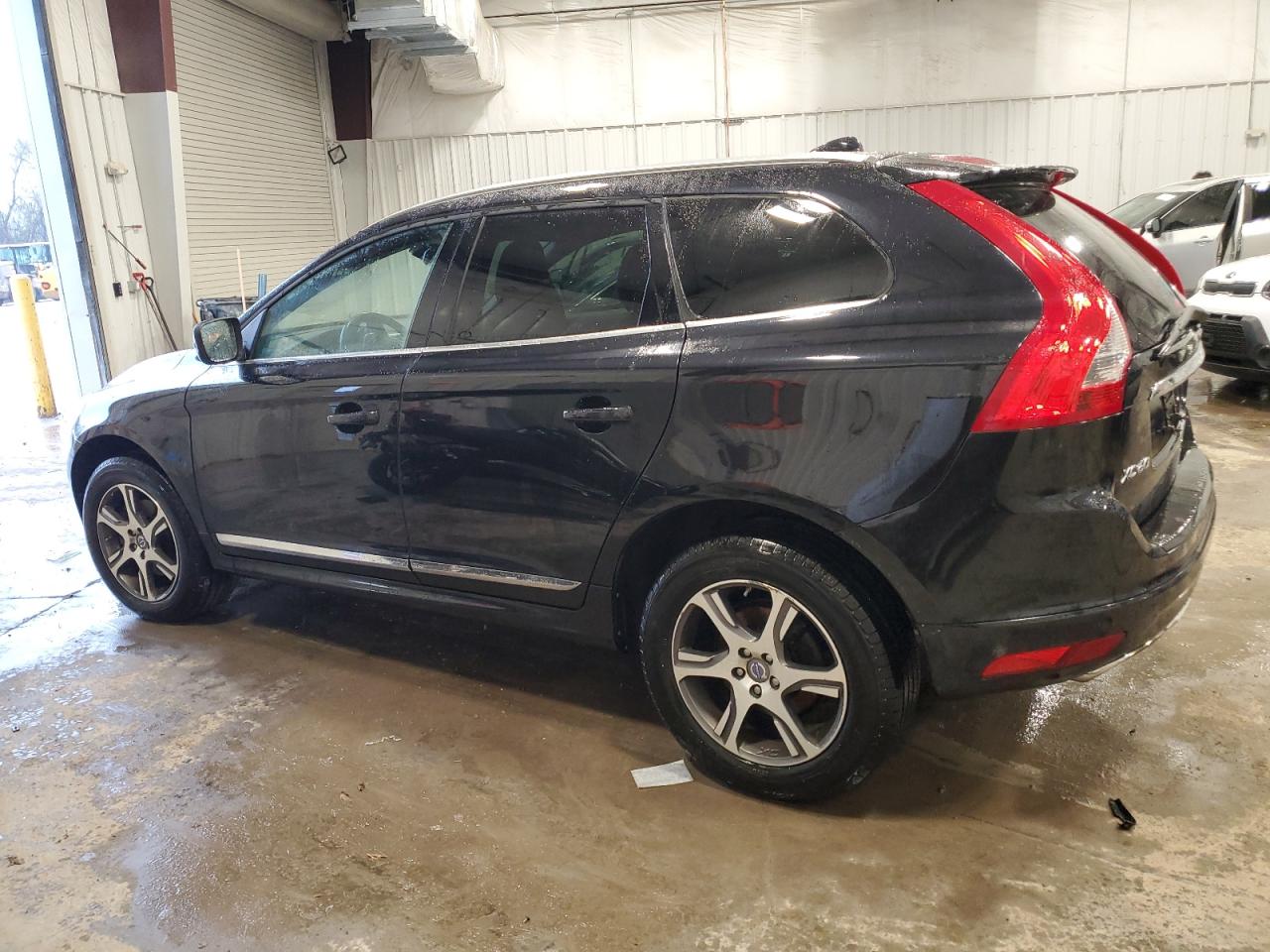 Lot #3025218614 2015 VOLVO XC60 T6 PL