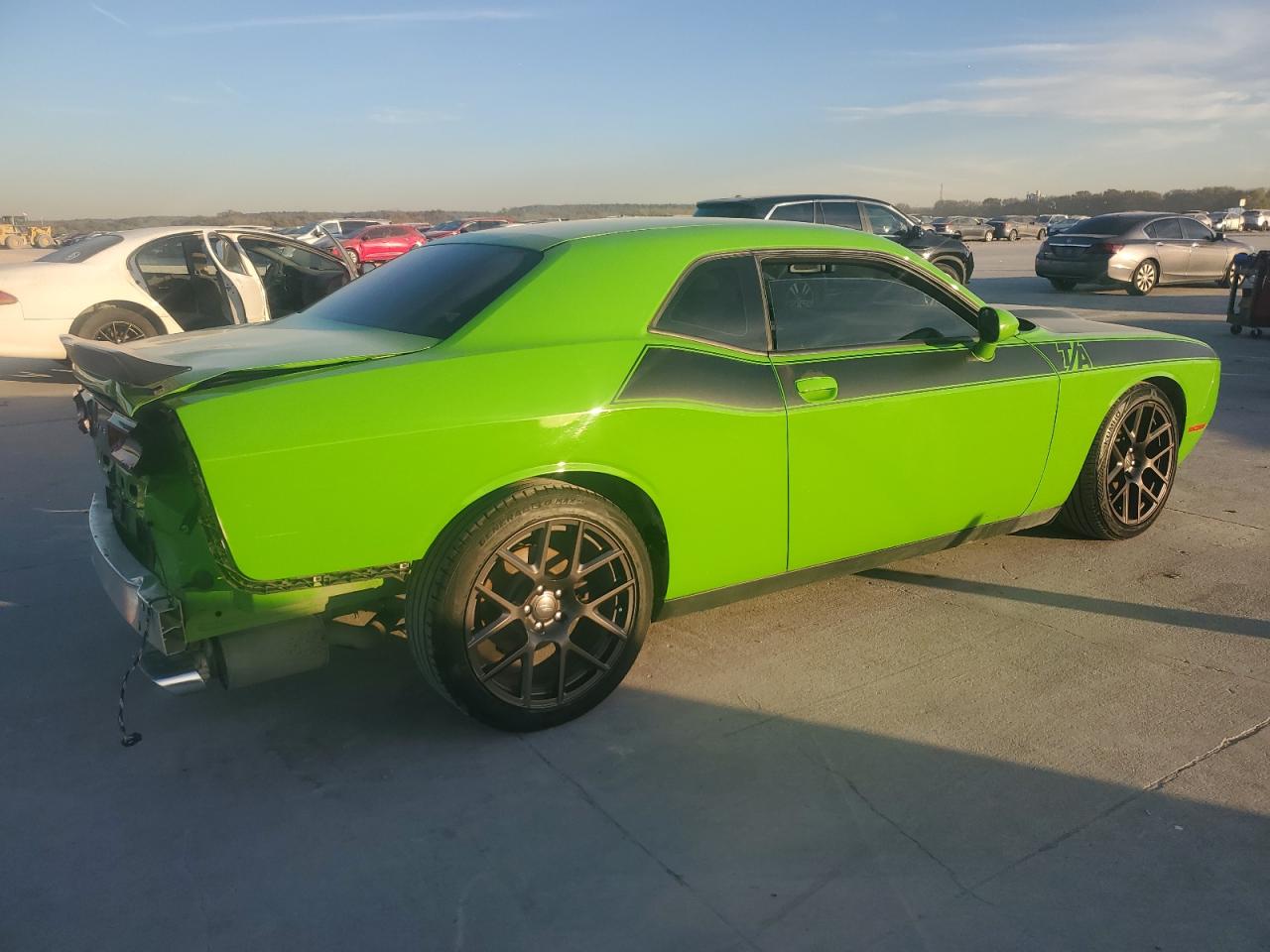 Lot #3003280137 2017 DODGE CHALLENGER