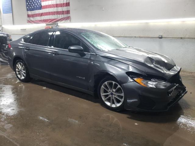 VIN 3FA6P0LU2KR165609 2019 FORD FUSION no.4