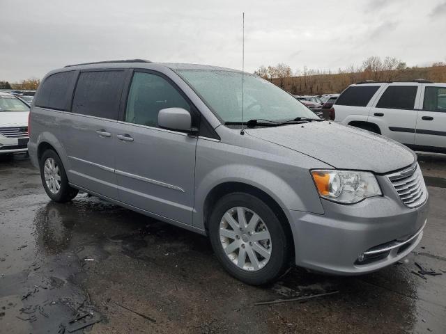 2015 CHRYSLER TOWN & COU - 2C4RC1BG8FR718098